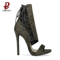 Nouveau design noir pu ankle talons hauts