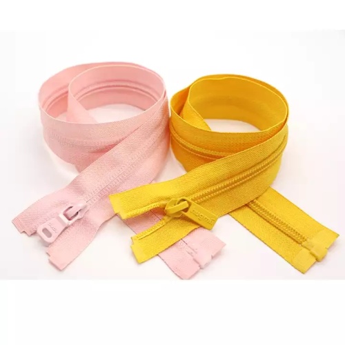 China Custom Long Chain Nylon Coil Zipper For Sale Factory