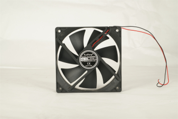Sleeve Bearing Thermal Plastic 4.8W DC Axial Fan