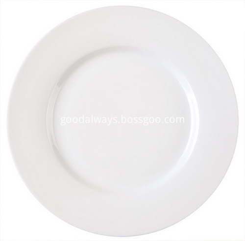 Rimmed dinner plate