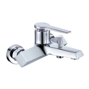 Cold and hot water chrome bathtub mixer faucet