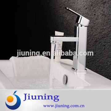 Fashionable basin faucet with single handle bathroom faucet water faucet