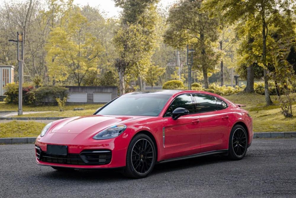 Strawberry Red car vinyl