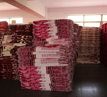 Stock 100%Polyester Bedding/ Super Soft Mink Blanket/Blanket