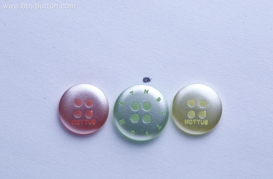 Jelly-colored Resin Buttons