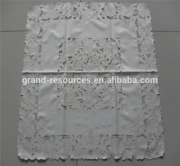 Petal taffeta table cloths