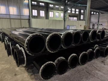 Wear resistant UHMW-PE pipe