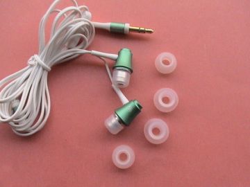In-ear White Stereo 2.5mm Wired Earphone With Soft Silicone 18 - 22000hz