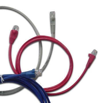 4 คู่ UTP CAT5e แพทช์สายฉนวน PE และ PVC เสื้อ