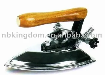 ST-606 Steam Iron
