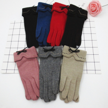 Fashion Elegant Female Wool Touch Screen Gloves Winter Women Warm Cashmere Full Finger Bow Dotted embroidery warm mittens glove