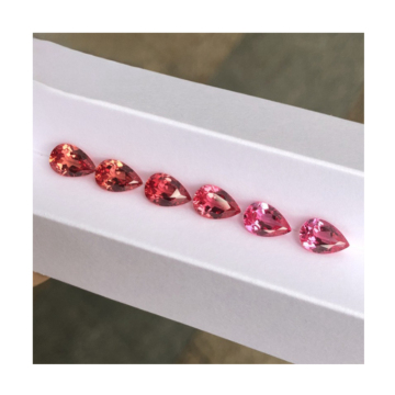 Custom Padparadscha Sapphire and Laboratory Grown Diamond for Jewelry