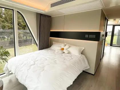 Customized Outdoor Luxury Space Capsule House