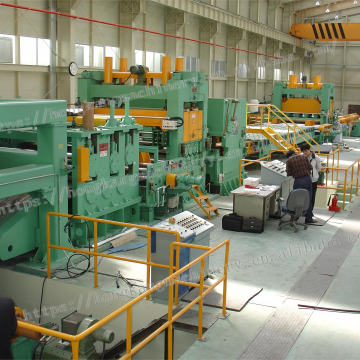 Livellamento della bobina in acciaio a caldo e linea di taglio incrociata per la produzione di bobine in acciaio
