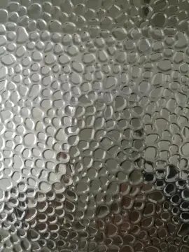 Aluminum checkered plate with small five bar