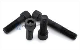 Round head hex socket bolt DIN912