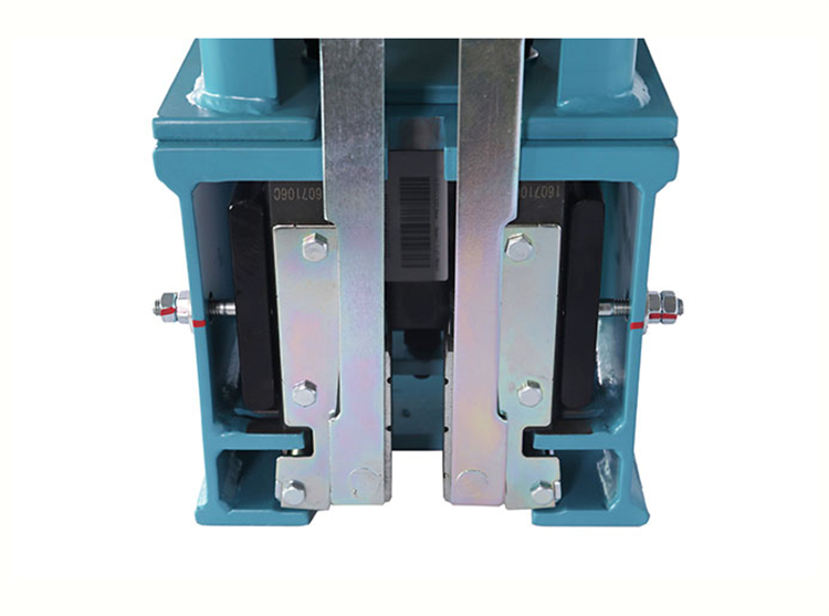 Progressive Single lifting Safety Gear for Elevators