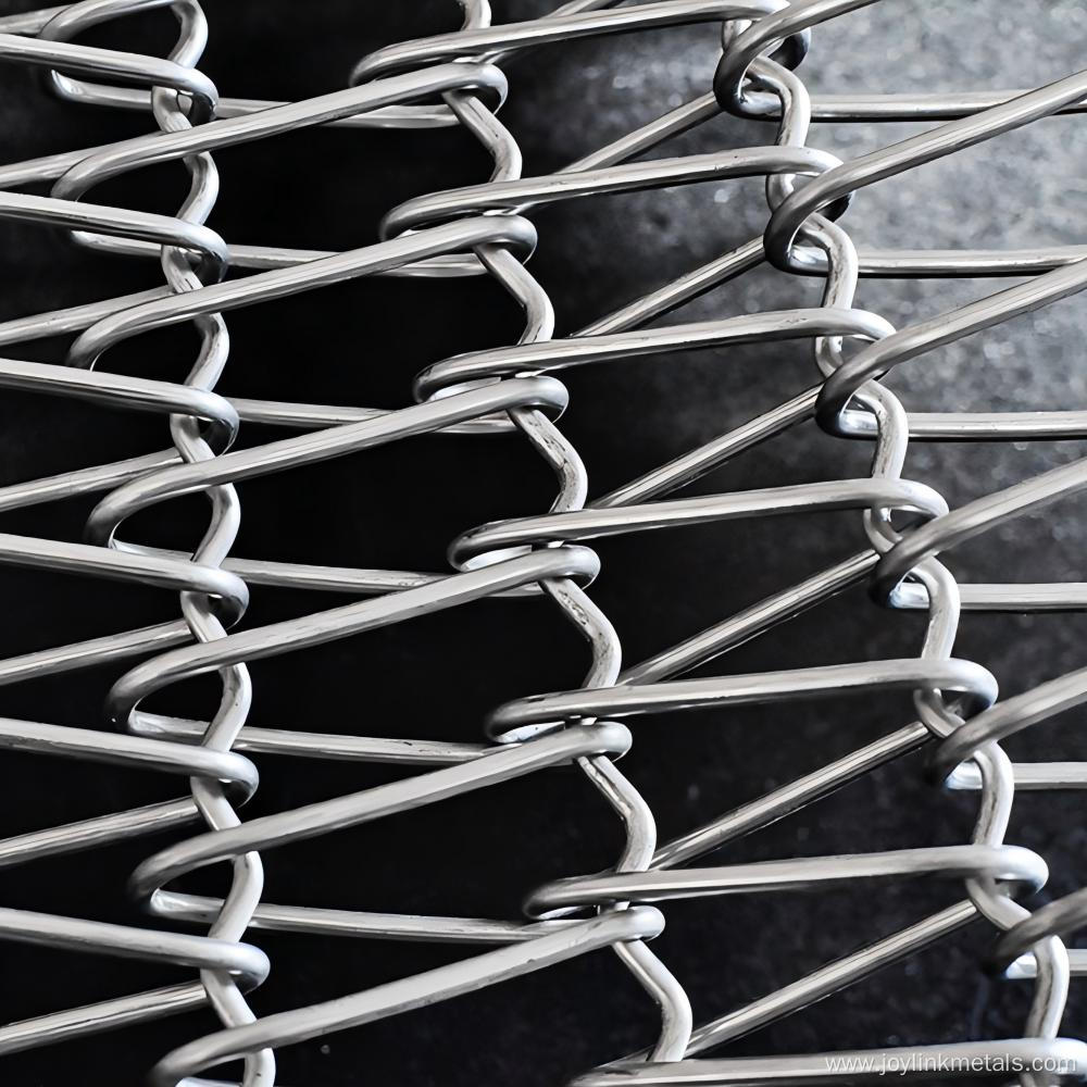 Balanced weave conveyor belt