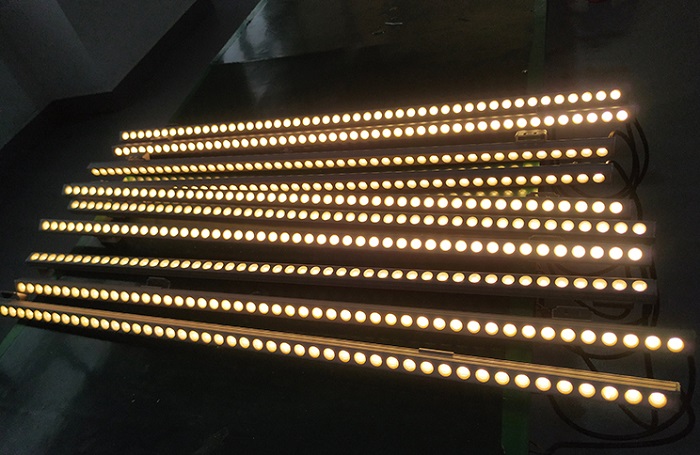 เครื่องซักผ้าฝาผนัง LED ที่ใช้ในห้างสรรพสินค้าขนาดใหญ่