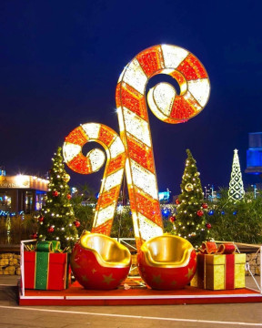 8ft Warm White and Red 3D LED Candy Cane Motif Light