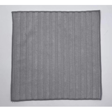 Serviette propre en tissu de nettoyage en microfibre.