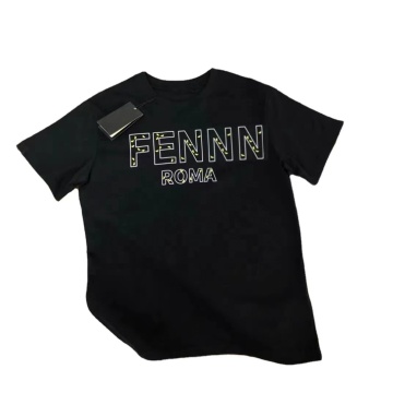 2024 T-shirt designer di lusso: Trendy Chic Brand T-shirt per uomini e donne
