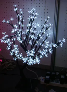 67cm 192l white led tree light