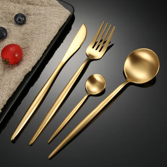 Stainless steel convenient cutlery set