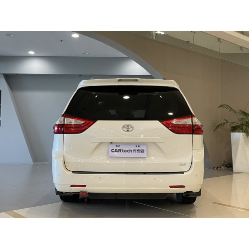 2015 Toyota Sienna 3.5L 2WD LE