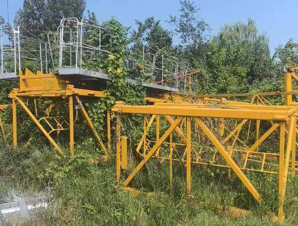 xcmg-used-crane-front-view-on-pallets xcmg-used-crane-front-view-on-pallets