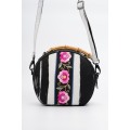 Yi Nar Nakış Bambu Saplı Crossbody Çanta