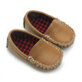 Barco de cuero genuino Zapatos de bebé Zapatos casuales para niños