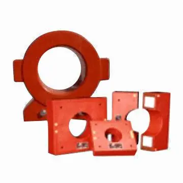 Mini electronic current transformer for meters with plastic casing