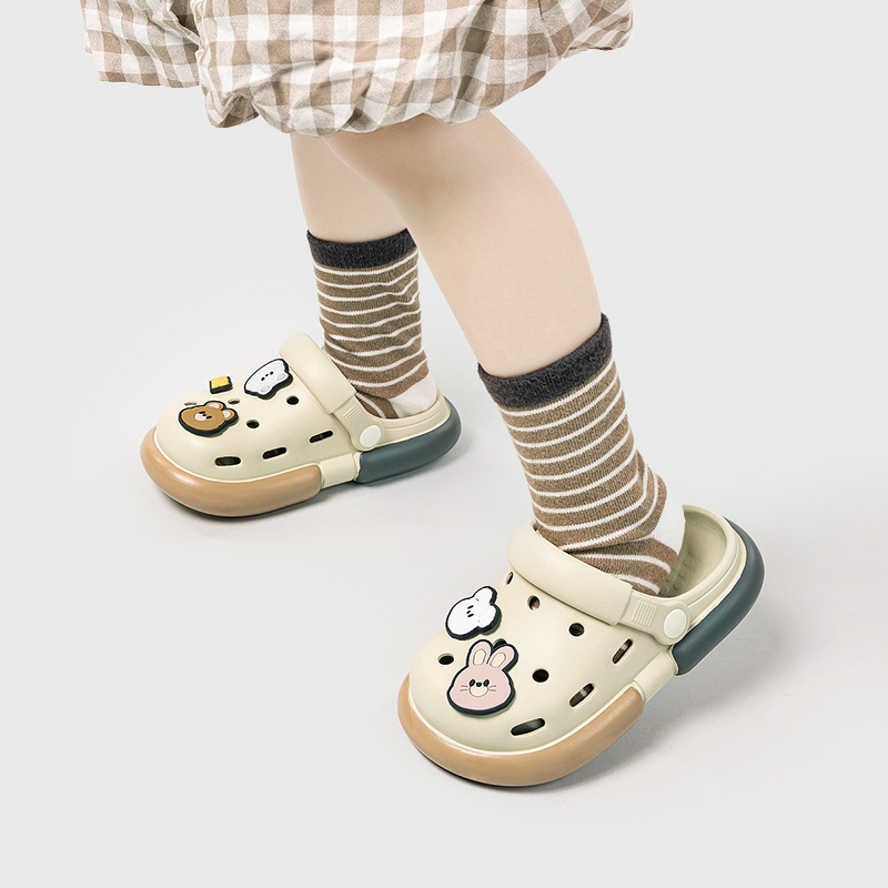 Kinder atmungsaktive Cartoon Slipper Sandalen