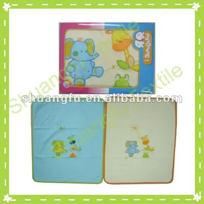 100%cotton embroidery baby bibs