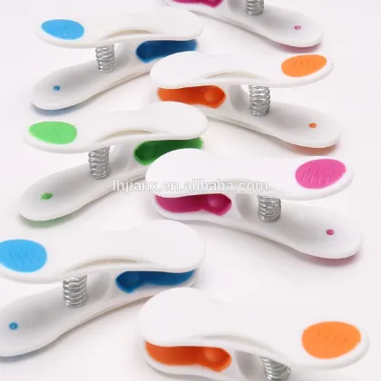 plastic clothes pegs wholesale