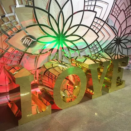 Large Gold Mr&Mrs Marquee Letters for Wedding and Party Decoration