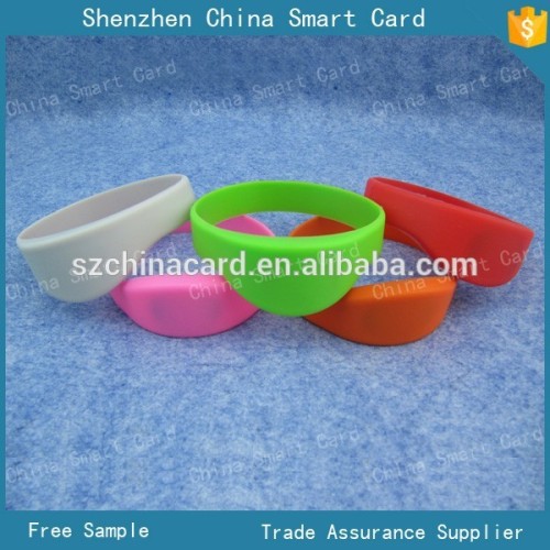 Contactless Disposable Silicone RFID Wristband tag