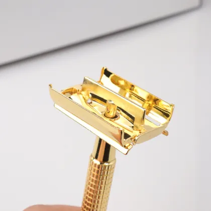 Gold-Colored Butterfly Mechanism Opening Safety Razor with Twist-to-Open Razor Head for Shaving