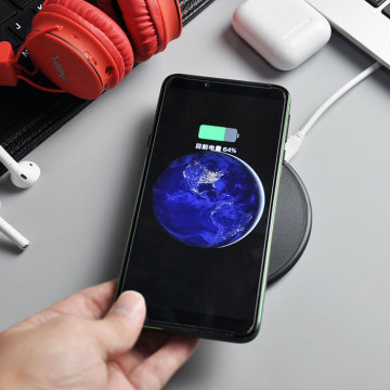 Rokk Wireless Charger Millennium Falcon Charging Pad