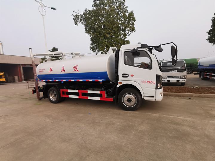 دونغفنغ رخيصة 8000 لتر شاحنة شفط مياه المجاري فراغ