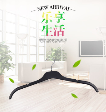 Plastic Clothes Hanger Manufacturer: Metal Hook Laundry Hangers for Efficient Clothing Storage and Display
