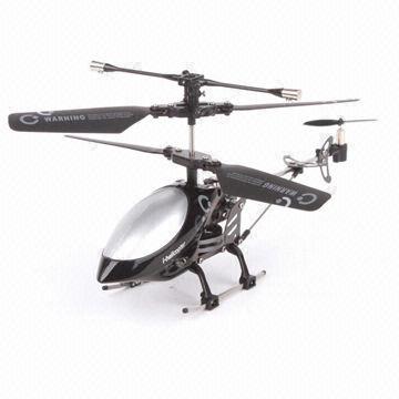 3.5CH Gyro Helicopter, Controlled by iPhone, Supports Legacy IR System, Comes in Compact Size