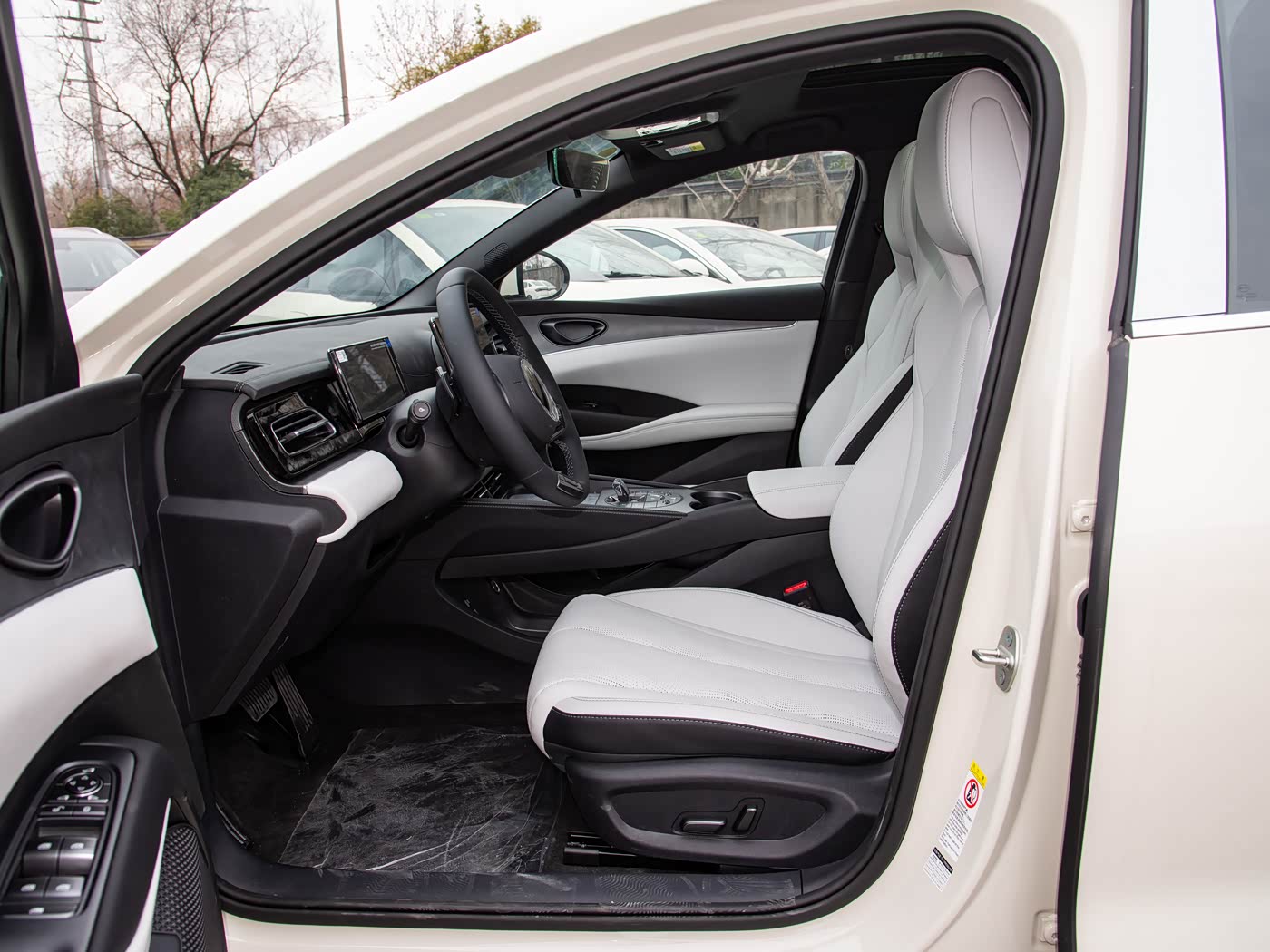BYD Seal 06 DM 2025 Smart Driving Edition Premium Model