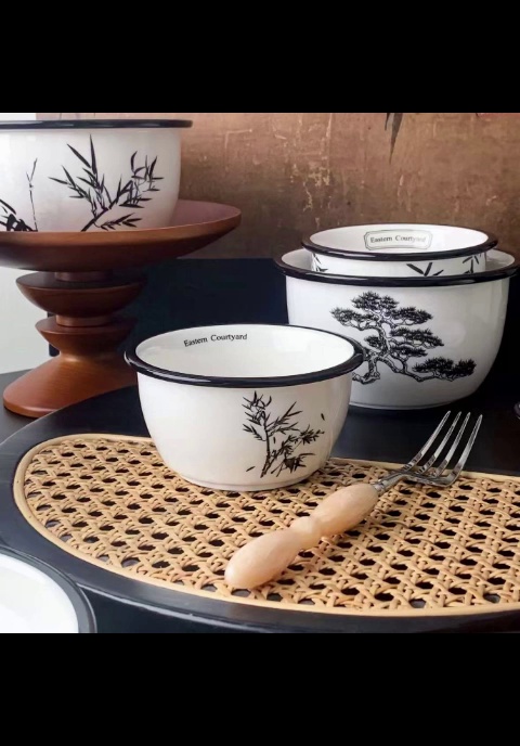 Luxury Asian Tableware Set with Floral Design and Gold Accents