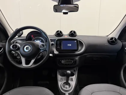 smart forfour 2018 0.9T 66kW Pioneer