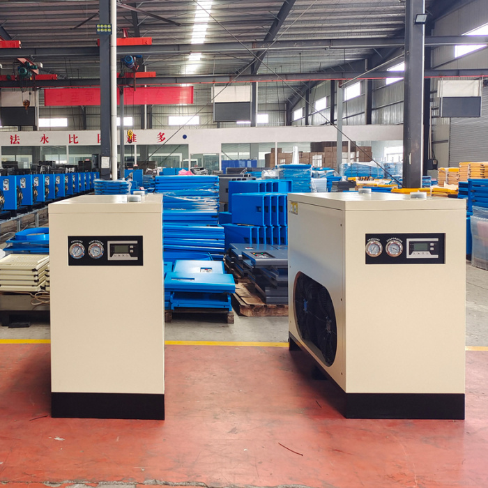 13.5 m3/min refrigerated drying machine with digital display main controller