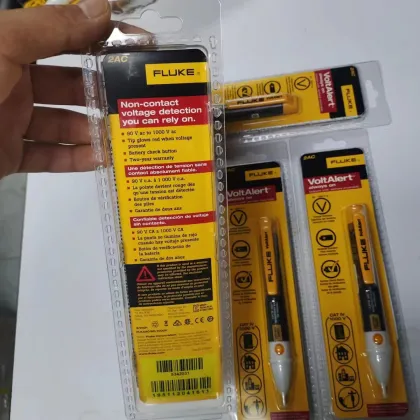 Fluke 2AC 90-1000V AC Voltage Detector for Residential, Commercial & Industrial Use