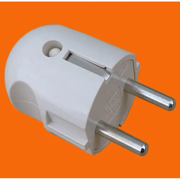Enchufe eléctrico de 2 pines de estilo europeo (P7056)