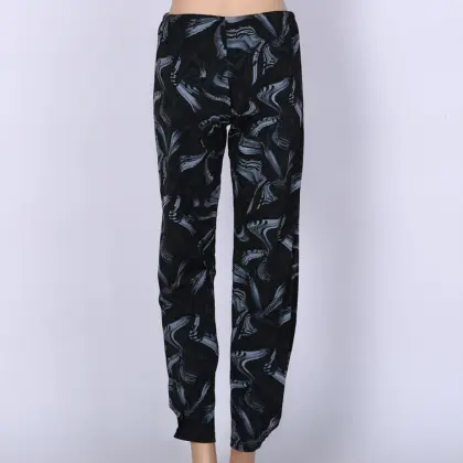 Plus Size Yoga Pants and Muslim Leggings: Stylish Active Wear for Women